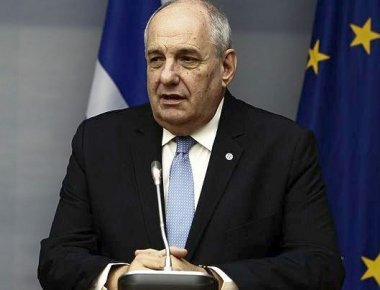 Επικοινωνία του Τ. Κουίκ με την υπουργό Διασποράς της Αιγύπτου για την πολύνεκρη τρομοκρατική επίθεση